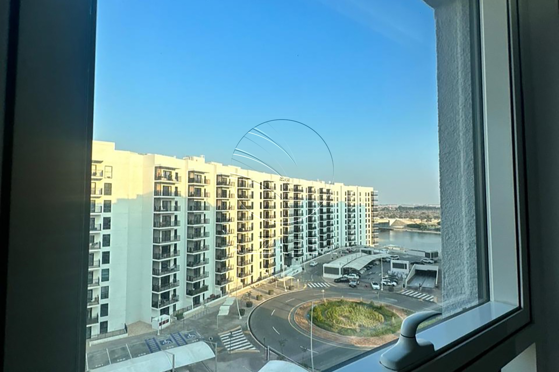 VACANT | Community and Partial Canal View