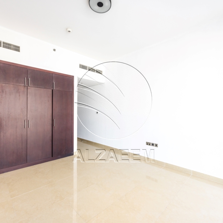 Move-in Ready | Underground Parking | FREE Chiller