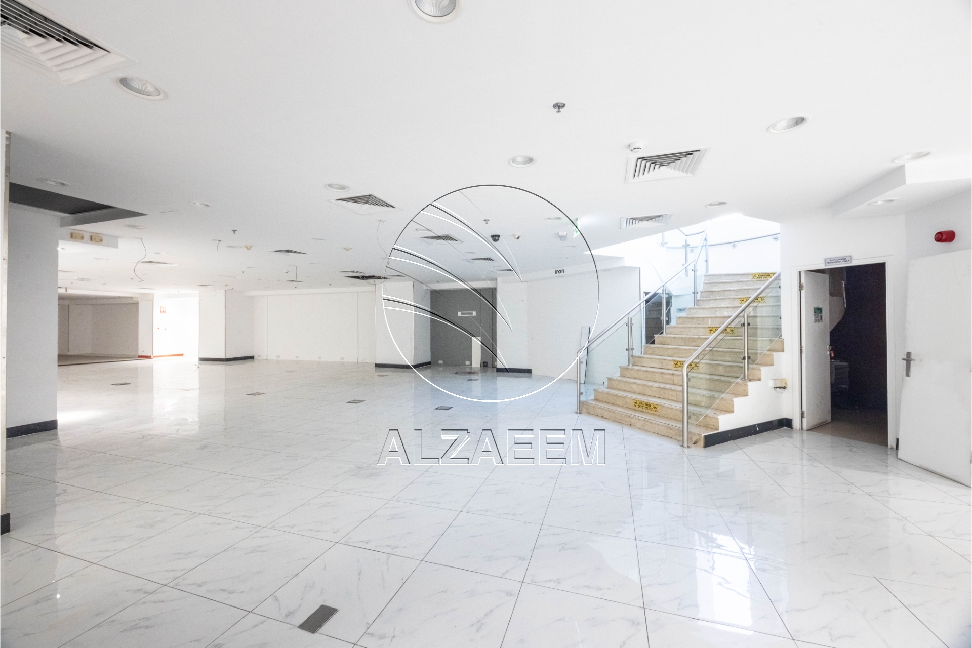 √SHOWROOM | Ideal Space for Retail Business√
