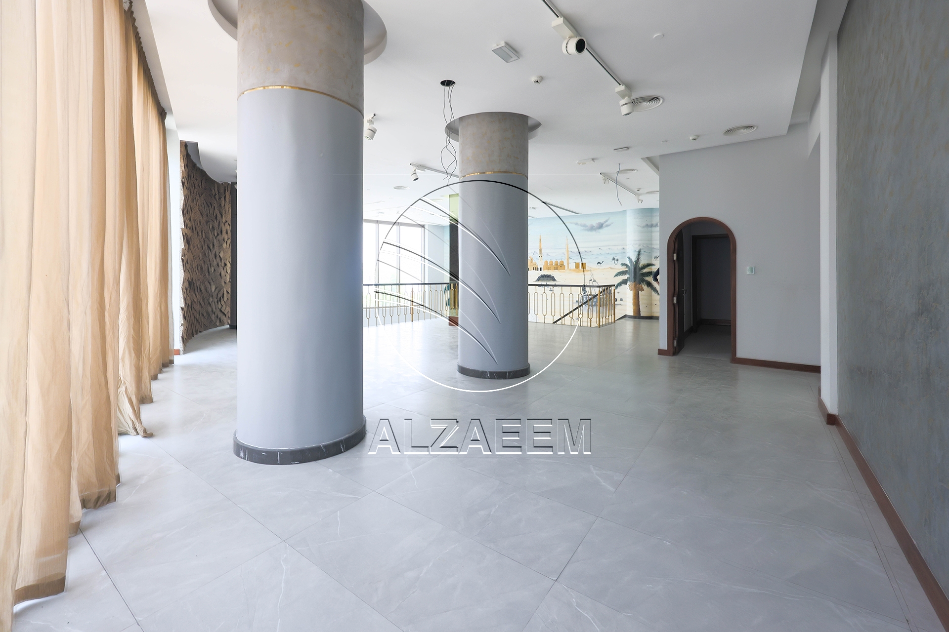 Spacious Retail/Showroom Space in a Prime Location