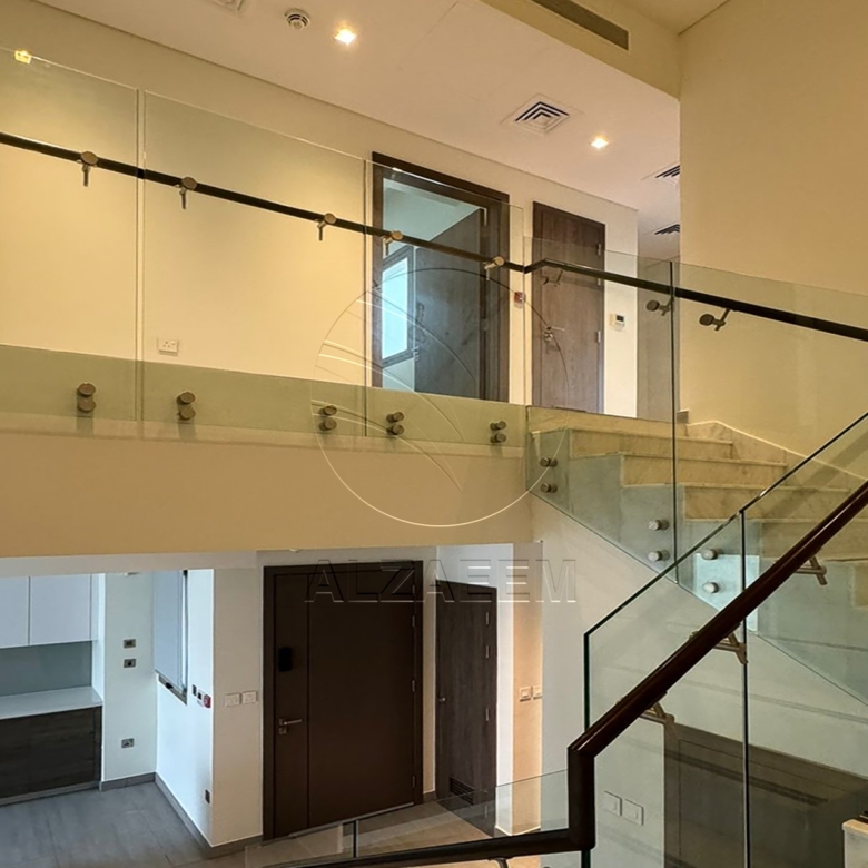 √HOT DEAL | Move-in Ready | Single Row – Mid Unit√