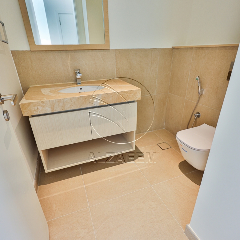 √Single Row End Villa | Steps away from the Park√