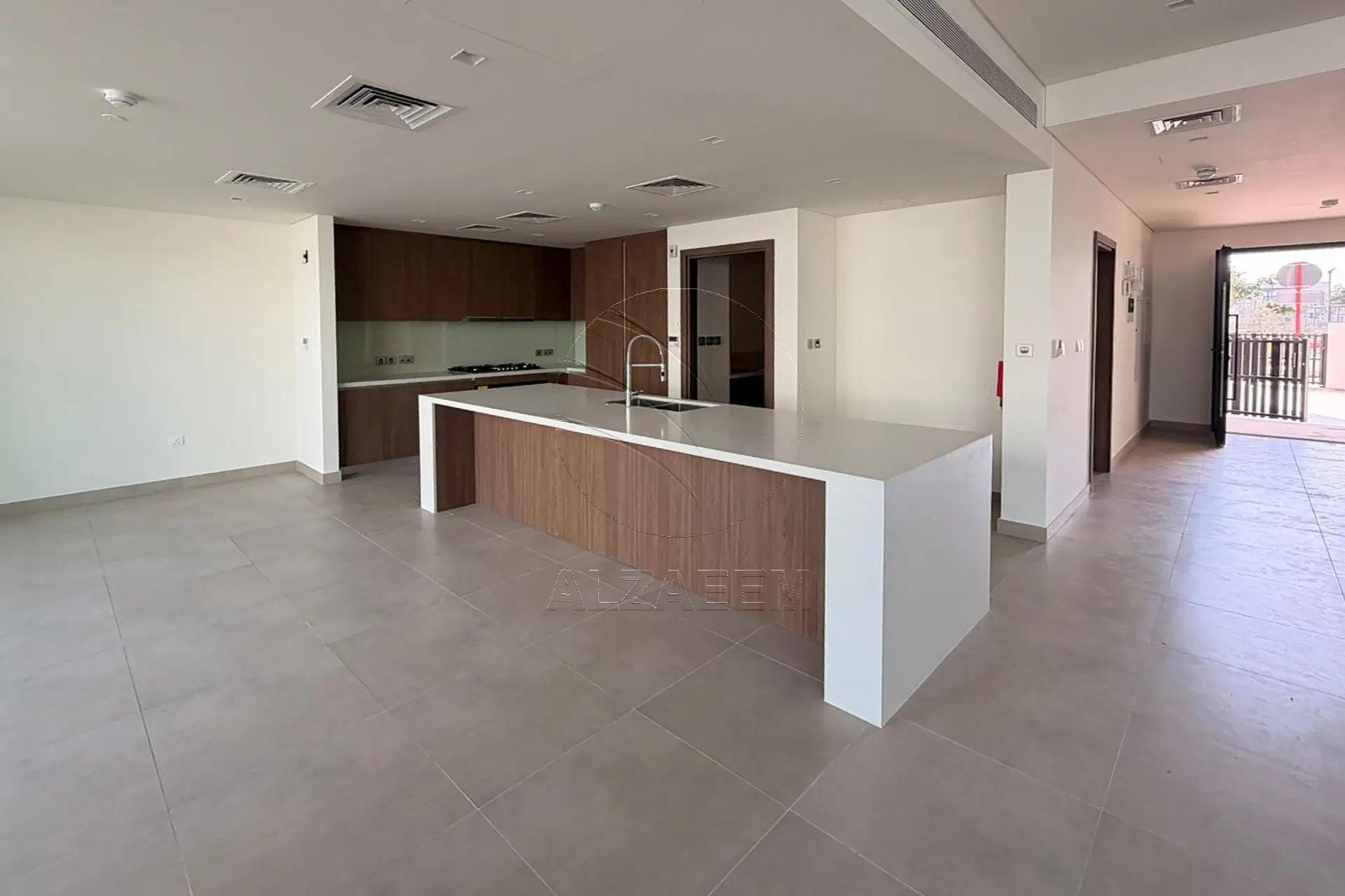 √ Corner 3XS | Rented+Refund | Landscaped √