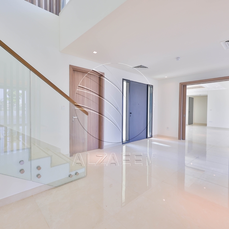 √ Single Row Villa | Golf Course View | VACANT √
