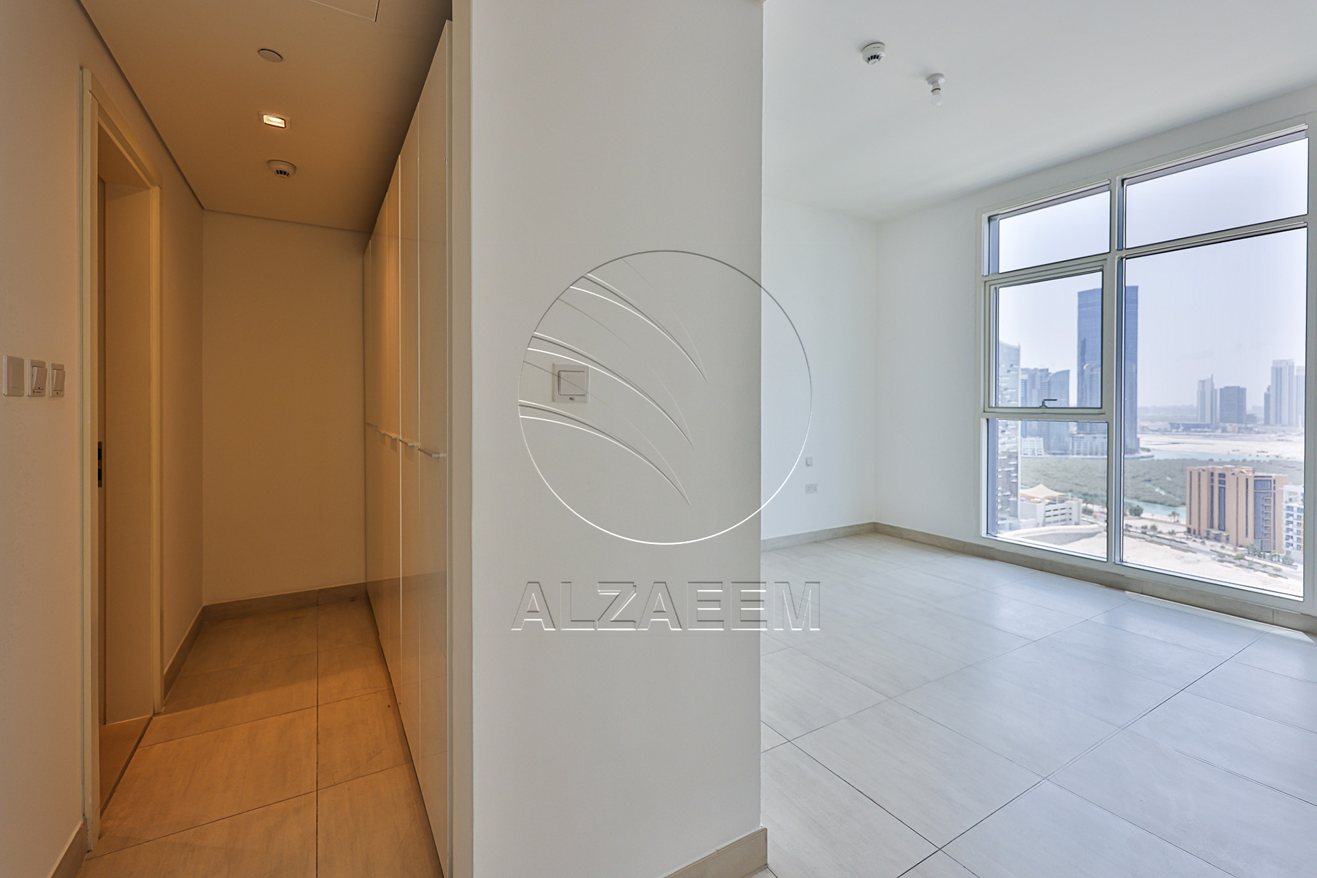 Vacant CORNER 3BR+Maid | Sea View | Higher Level
