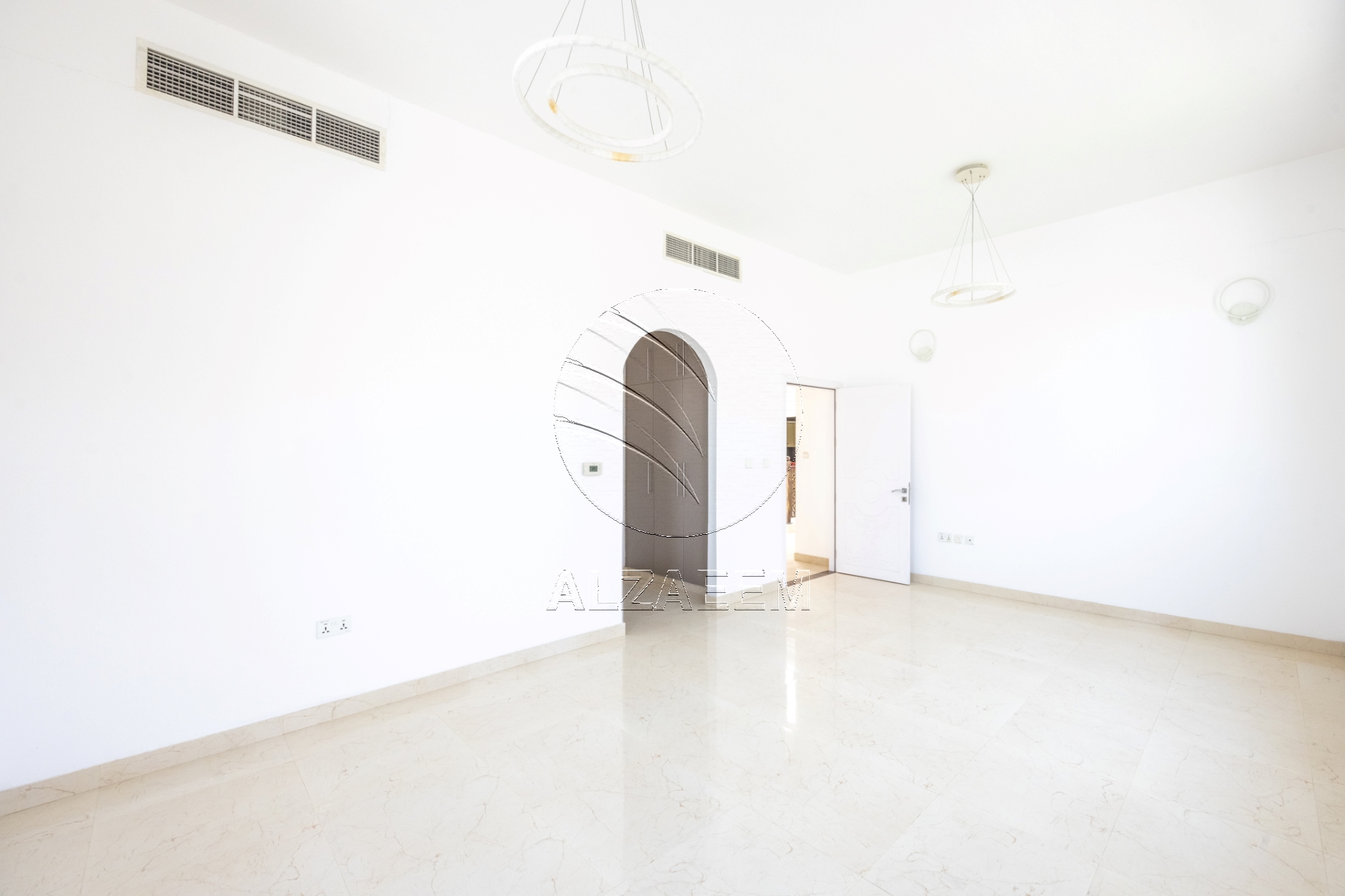 √9BR Multiple Approved Uses | Residential Allowed√