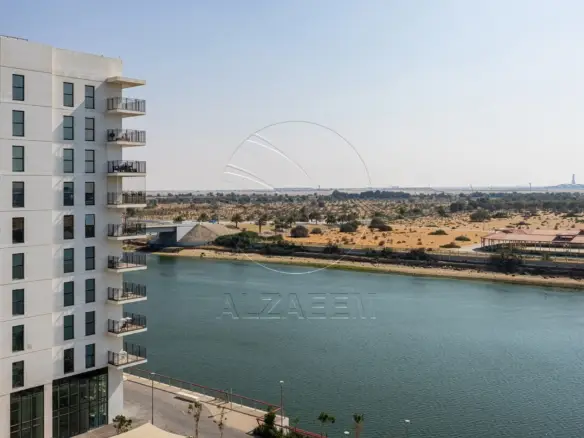 √Vacant | Canal View | High Floor√