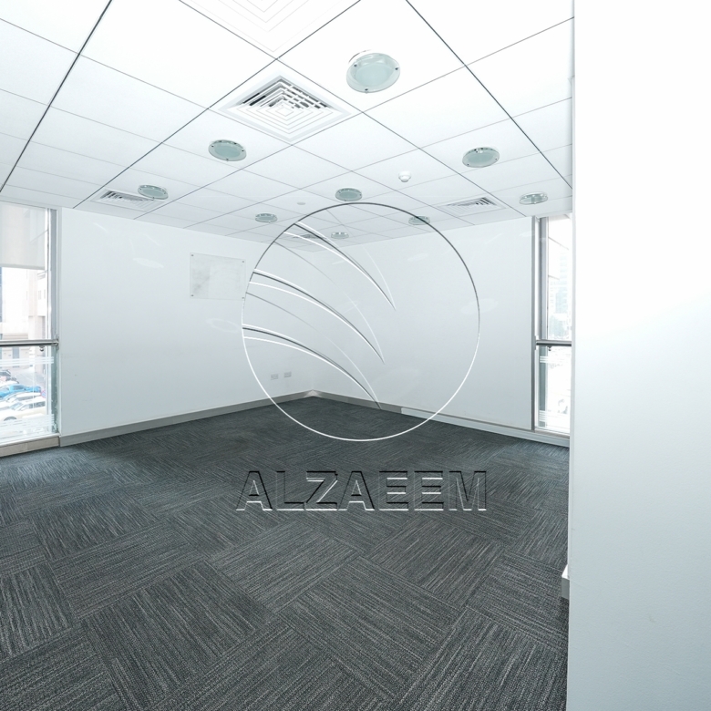 √Prime Showroom+Basement + 2 Mezzanine Levels √