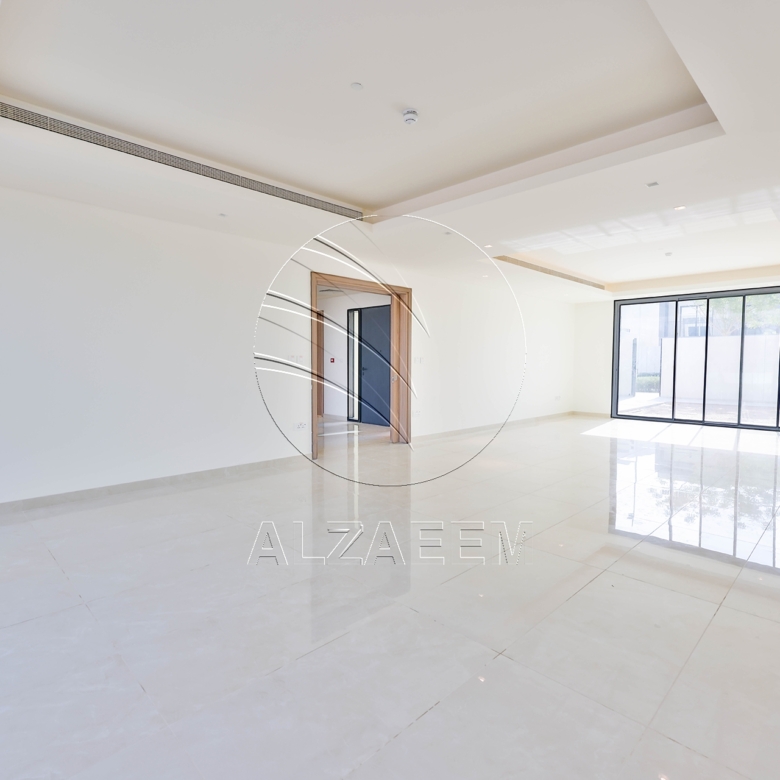 √ Single Row Villa | Golf Course View | VACANT √