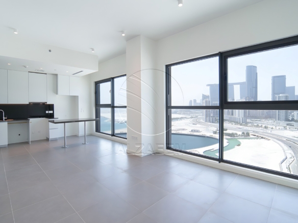 √ Full Canal View | Stunningly Designed Unit √