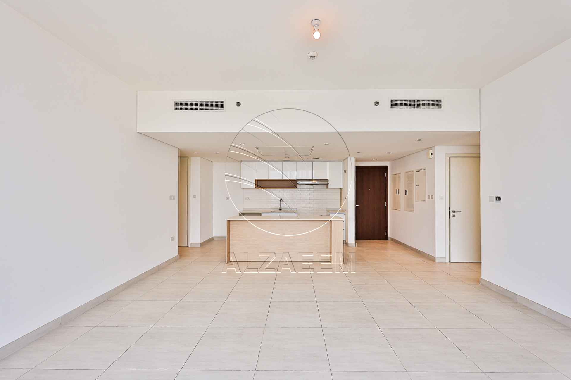 Vacant CORNER 3BR+Maid | Sea View | Higher Level