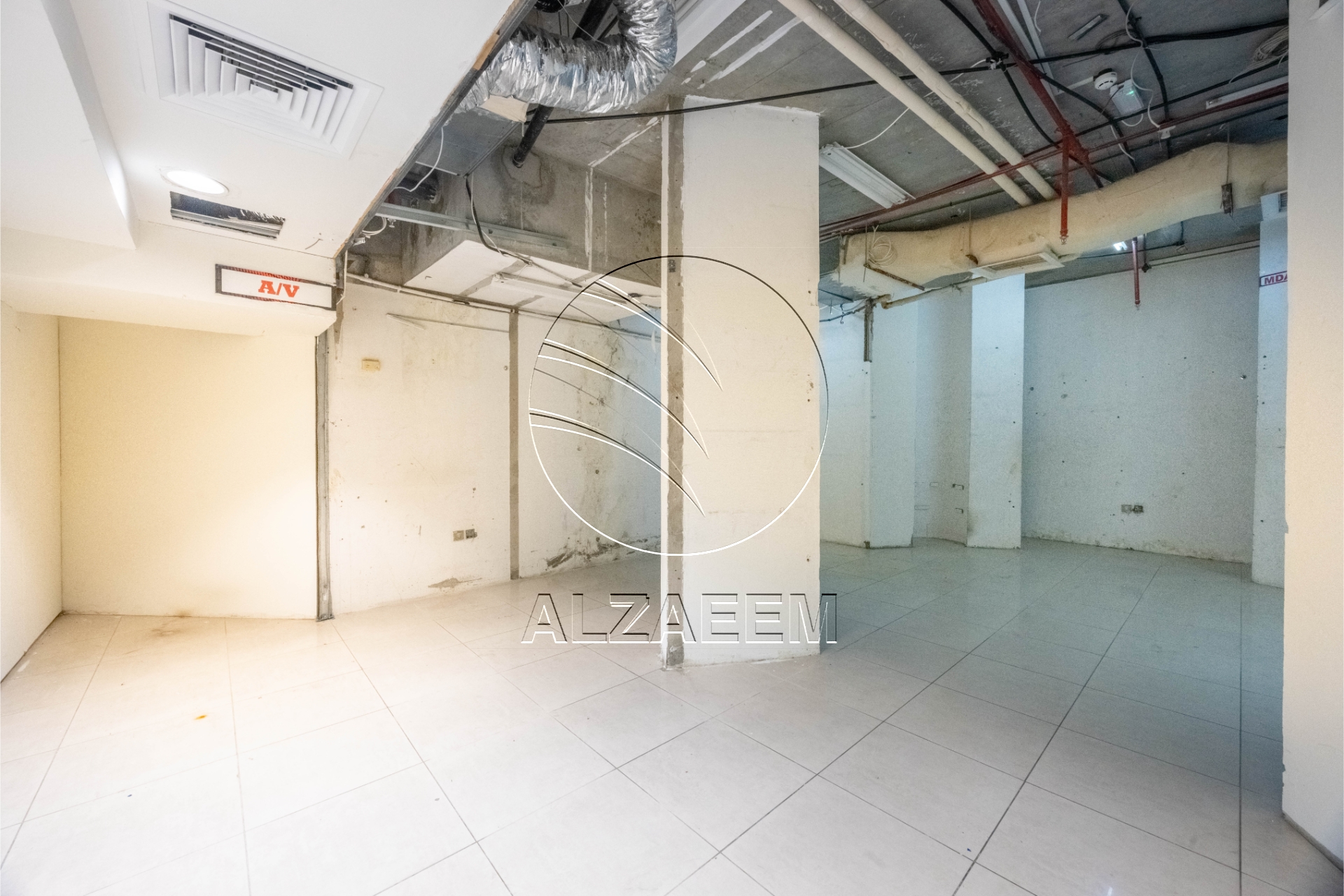 √SHOWROOM | Ideal Space for Retail Business√
