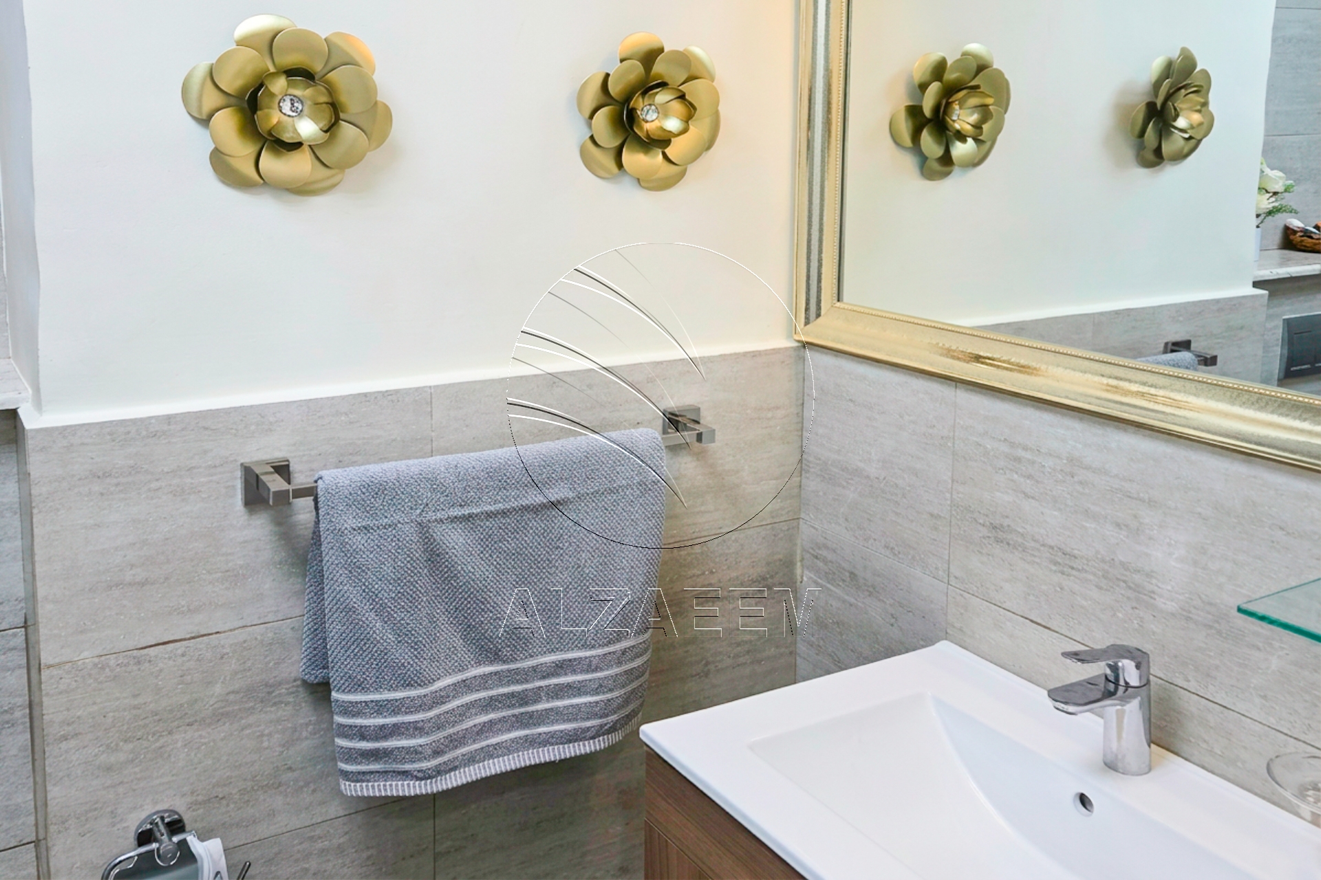 √VACANT | Fully Furnished Studio | Mid Level √