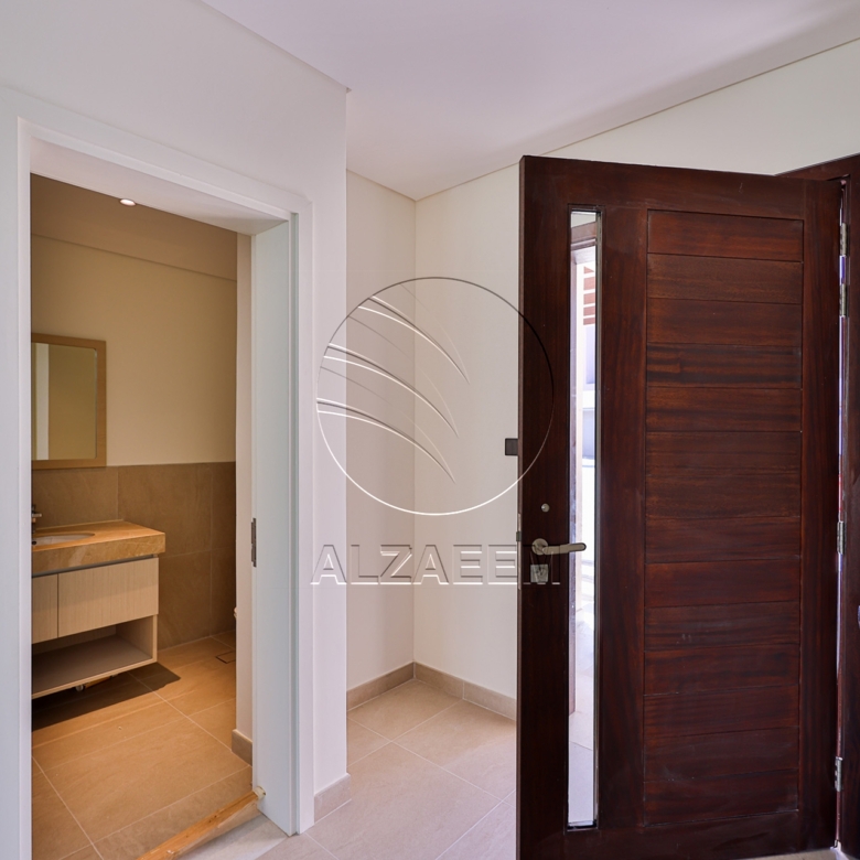 √Single Row End Villa | Steps away from the Park√