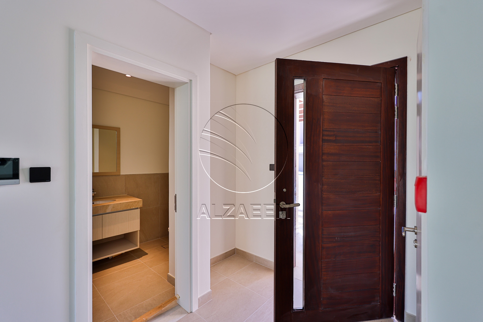 √Single Row End Villa | Steps away from the Park√