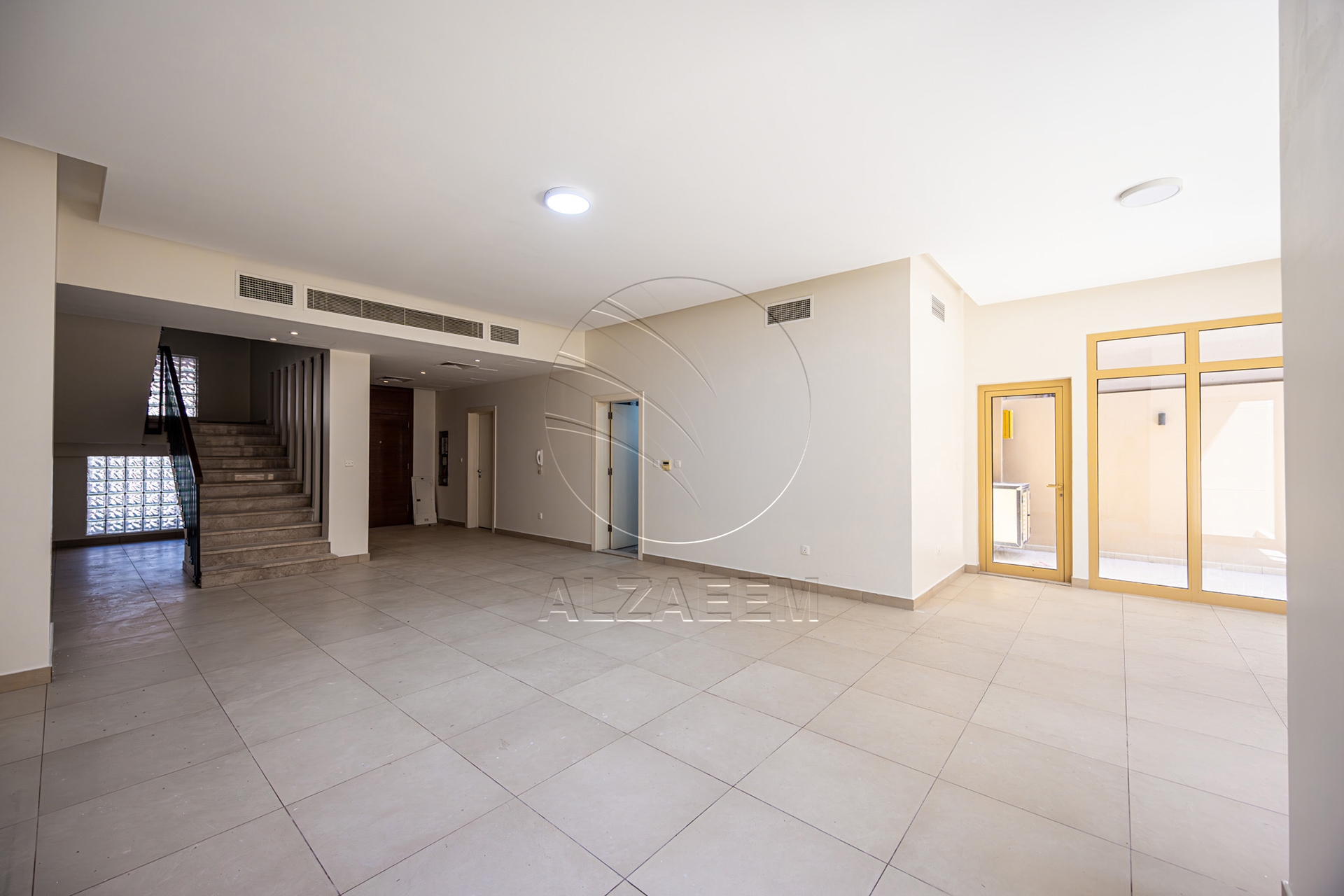 √ Single Row | Upgraded | Move-in Ready √