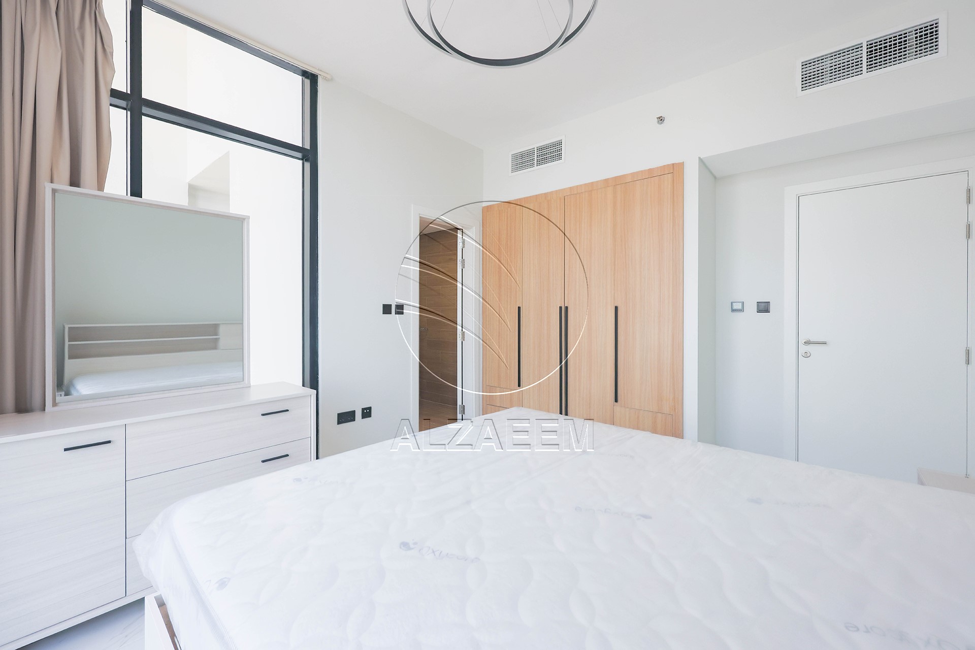 √5BR Penthouse | End Use | Stunning Canal Views√