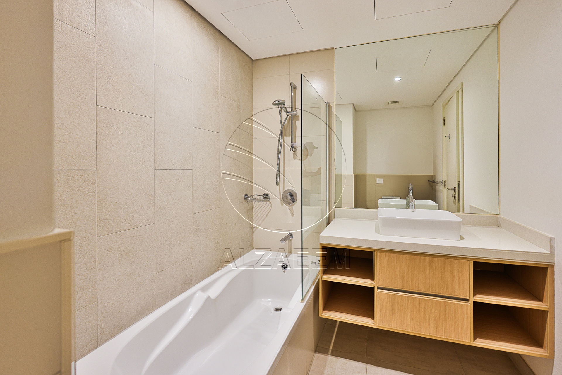 Vacant CORNER 3BR+Maid | Sea View | Higher Level