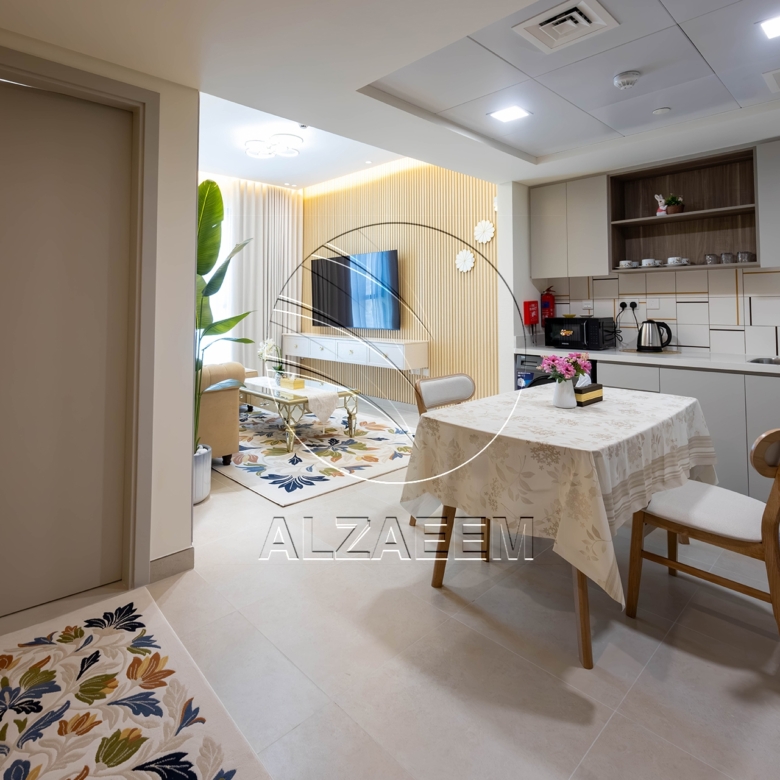 √ Furnished | High End Furniture | VACANT! √