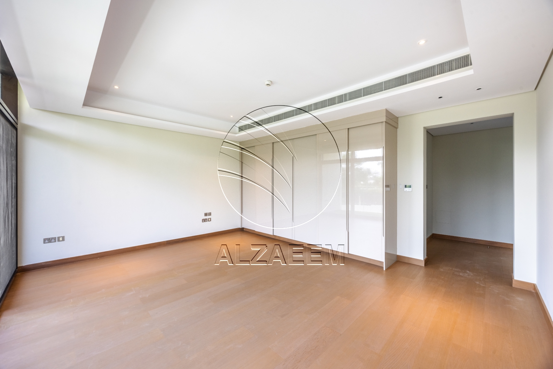 Premium Location | High Ceiling Villa | AL GHAF