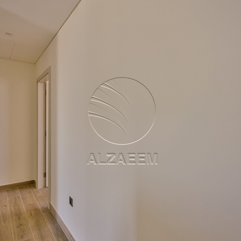 √ HOT DEAL! Spacious TH in a Prime Location √