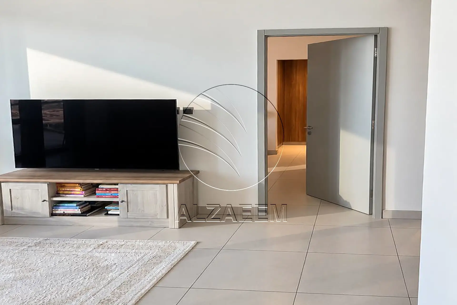 √ Canal View | Perfect for End Use / Investment √