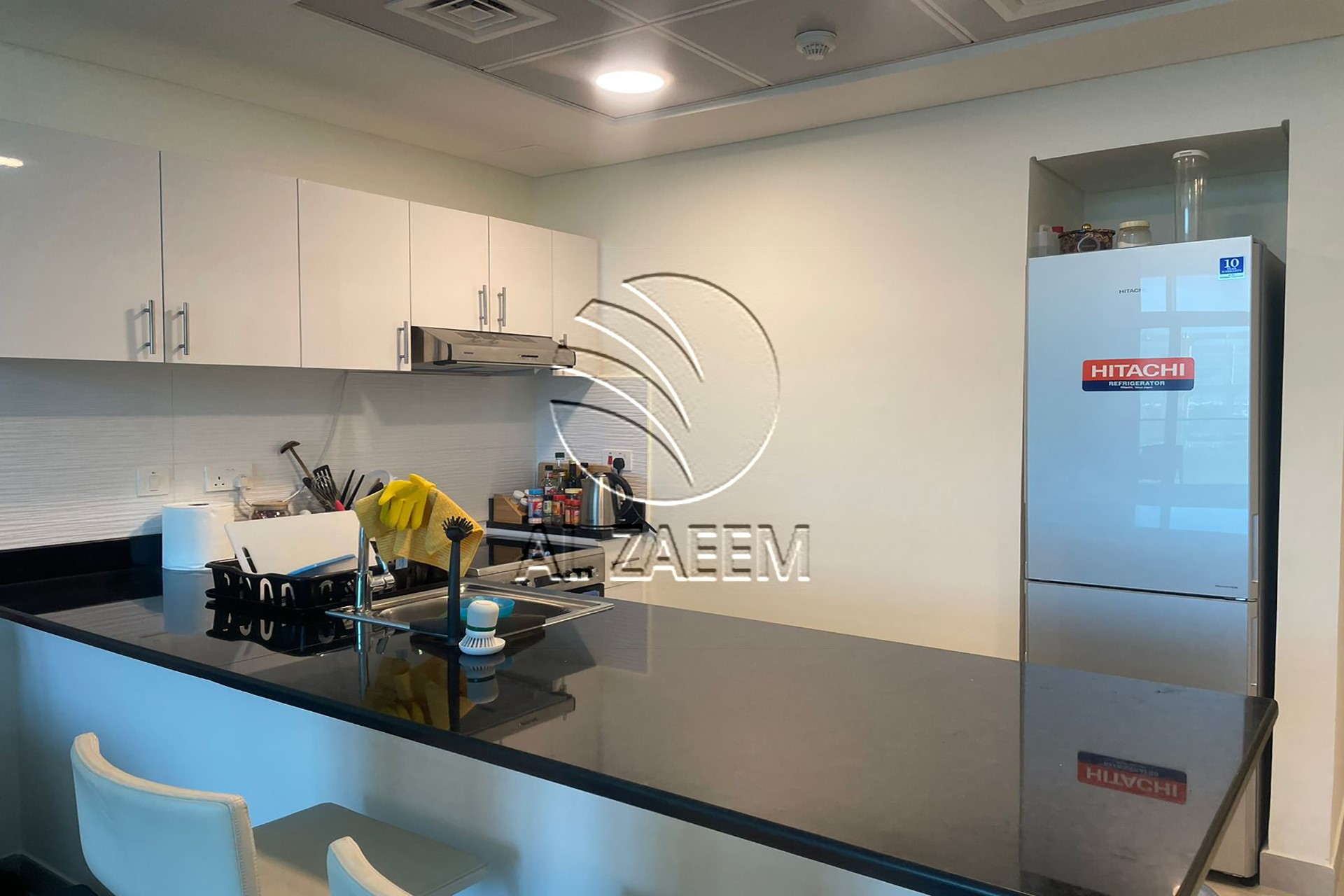 Fully furnished – Mid floor -2 payments