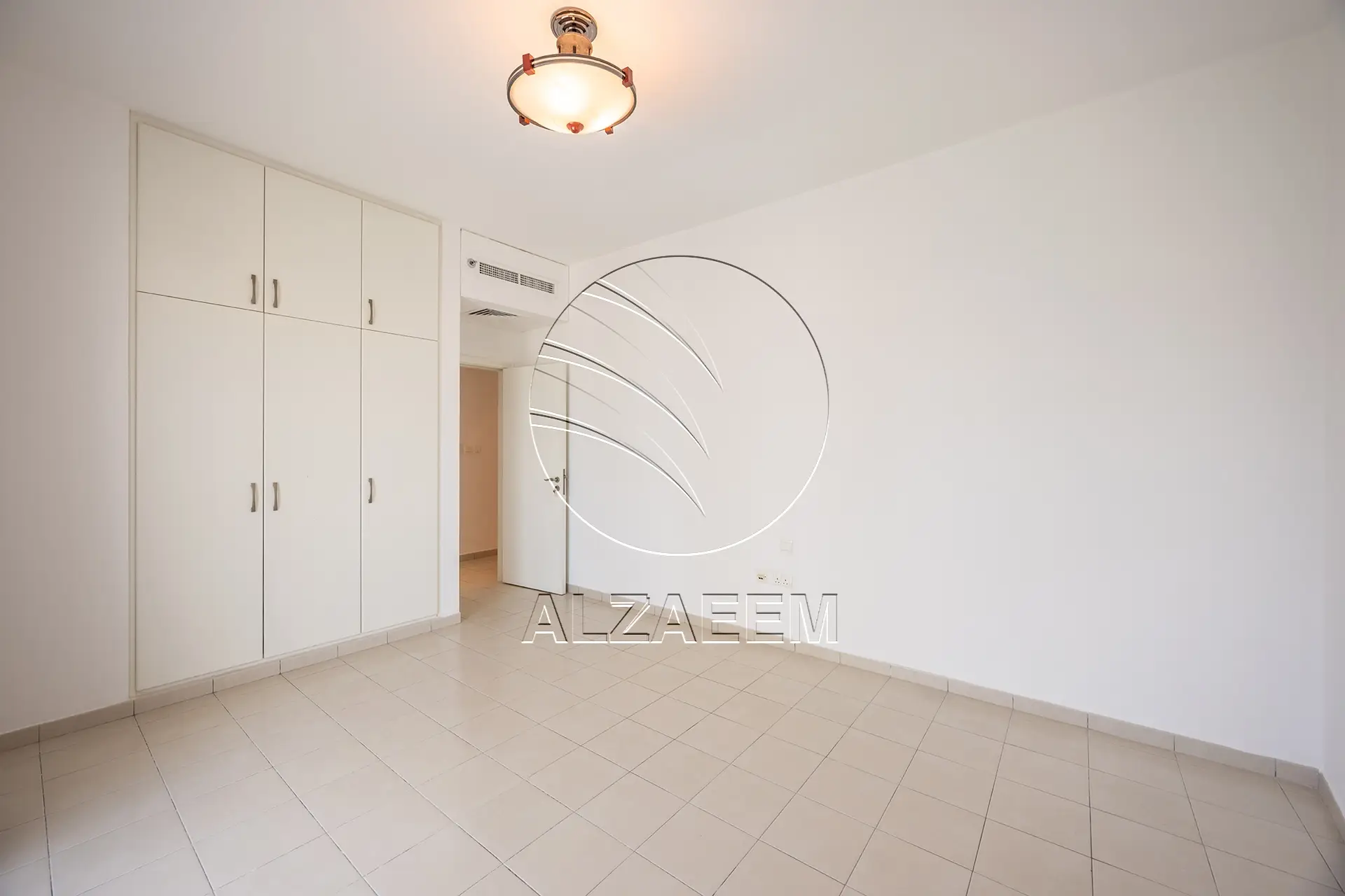 √Hot Deal! VACANT| Higher Floor | Sea View√