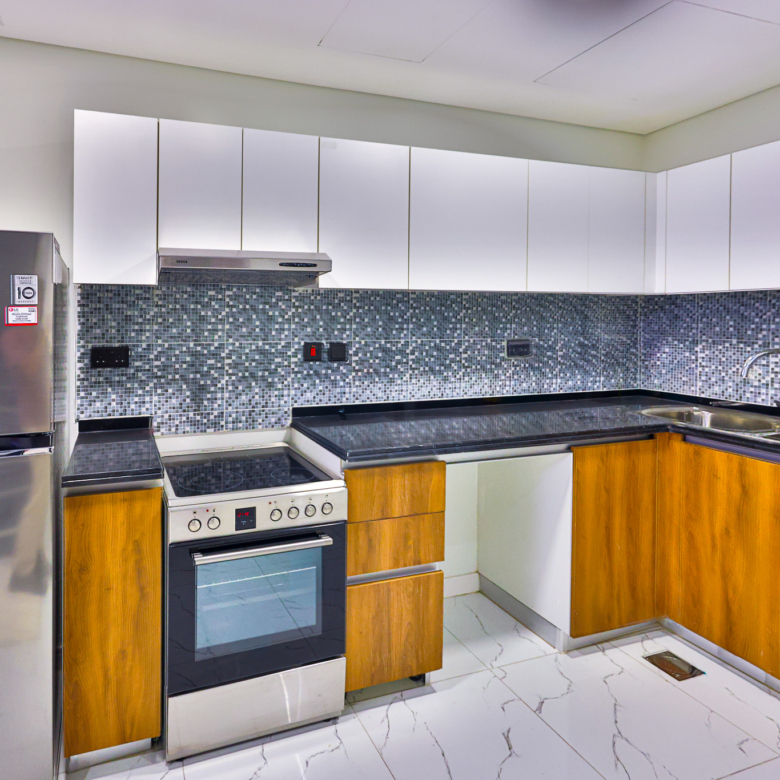 Furnished | 3BR TH | Big Layout | Vacant