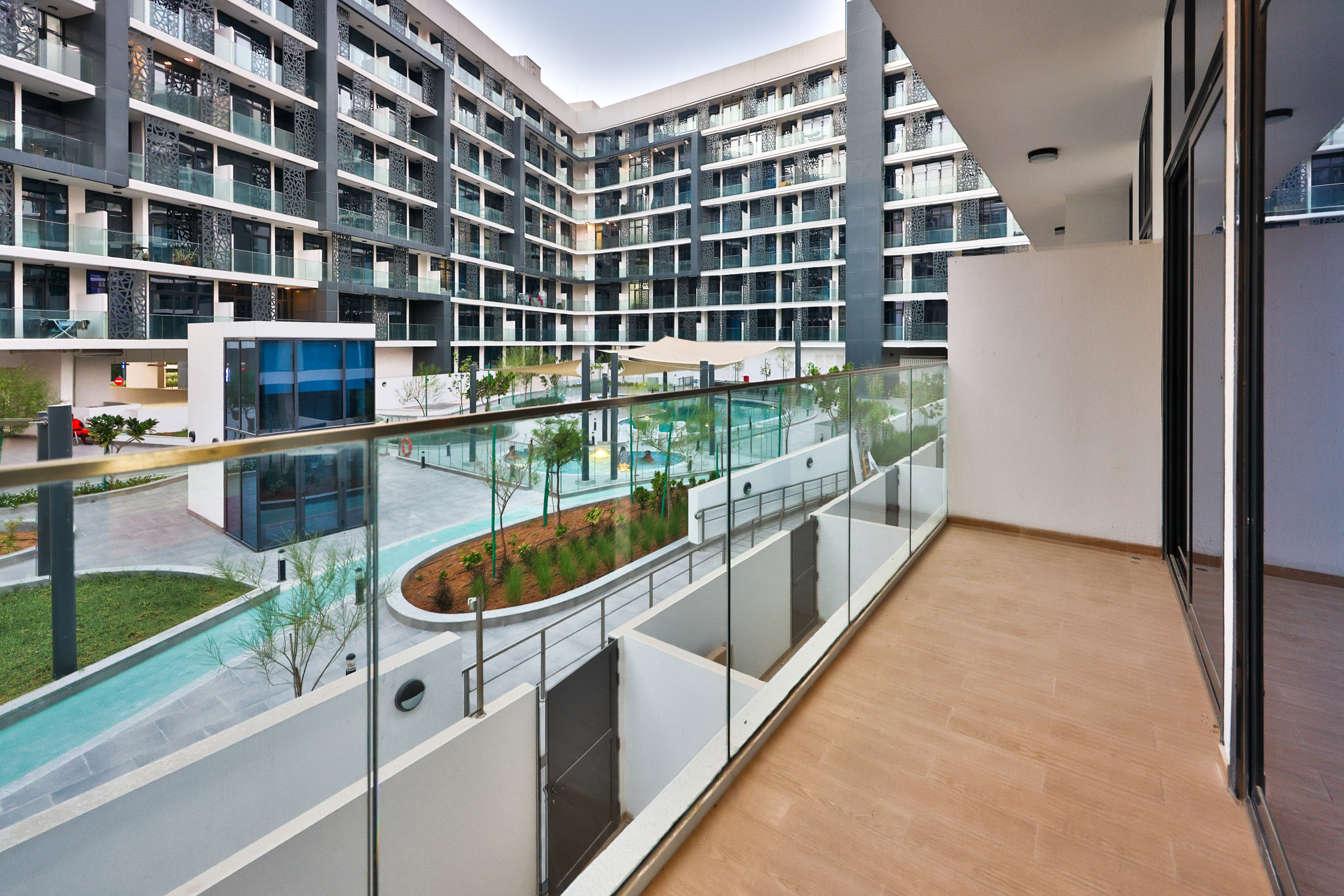 Furnished | 3BR TH | Big Layout | Vacant