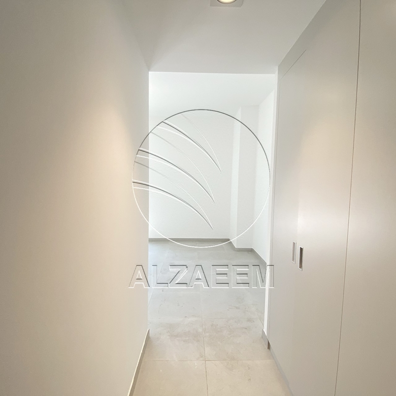 Luxury Living | 2 payment – 3+Maid | Vacant