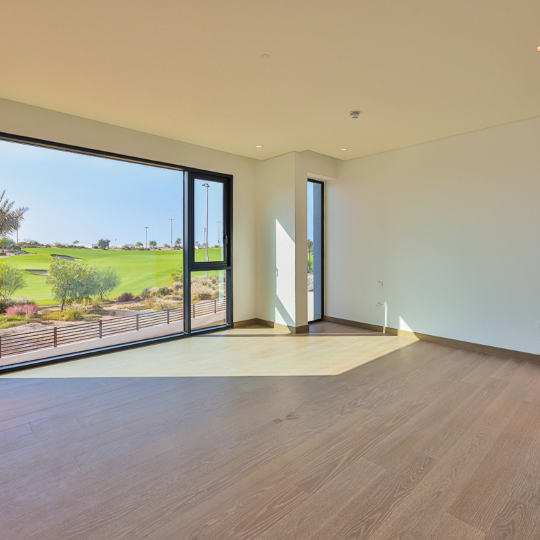 √Biggest Plot in the Project! Full Golf Course View√