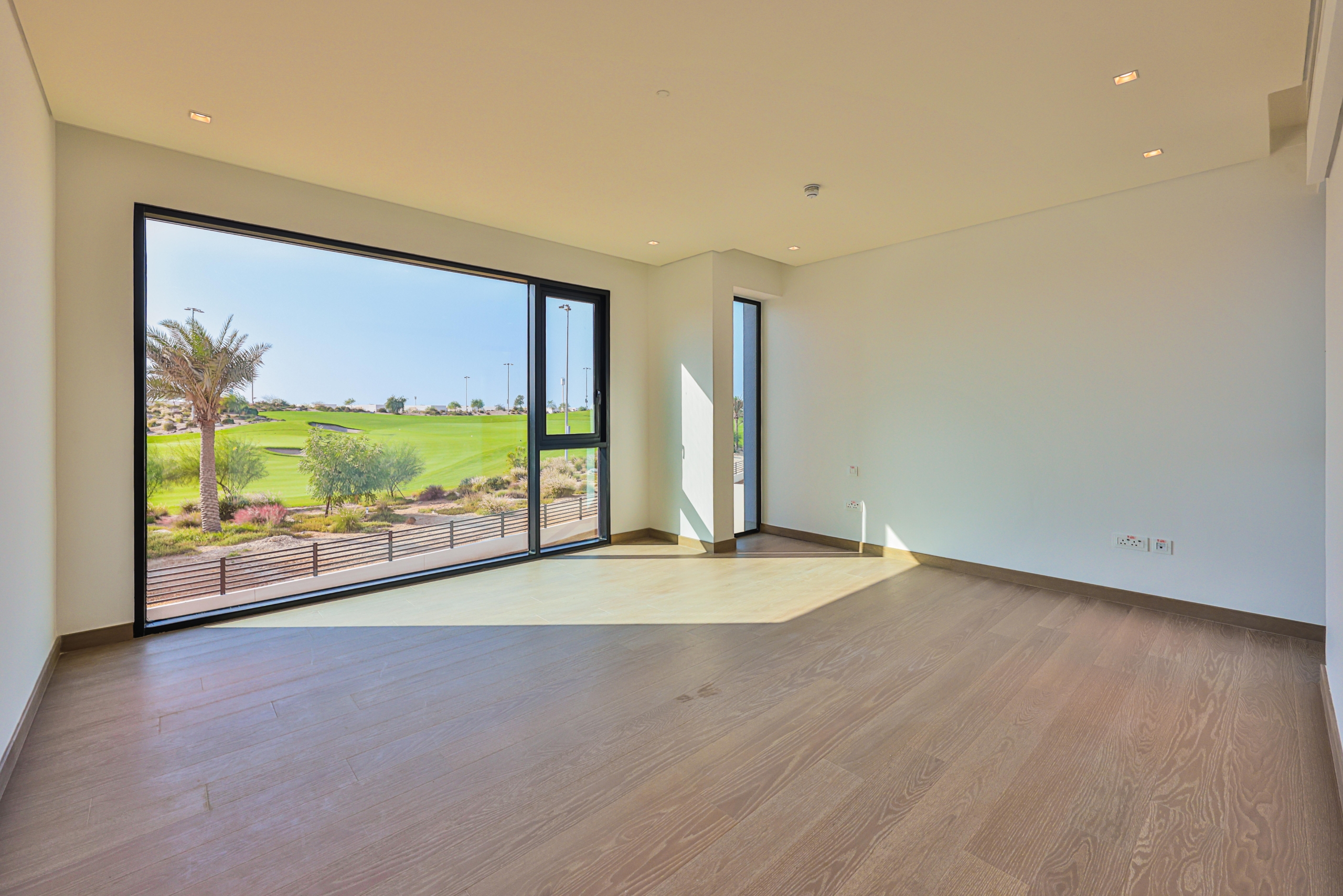 √Biggest Plot in the Project! Full Golf Course View√