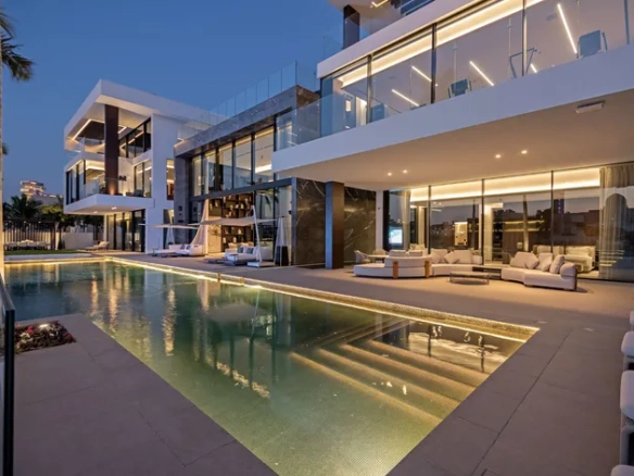 How do I find the best villa in the UAE